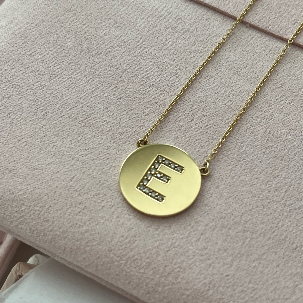 Jennifer Meyer Diamond Yellow Gold Initial E Pendant Necklace w/ orig packaging - Picture 8 of 9